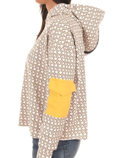 moteriskas dzemperis smelio spalvos su gobtuvu jijil is nugaros sono