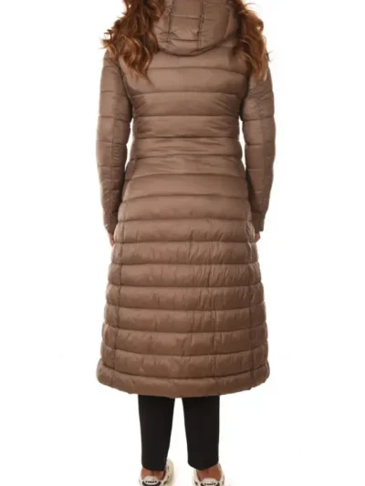 Ilga ruda striuke Toy G is nugaros