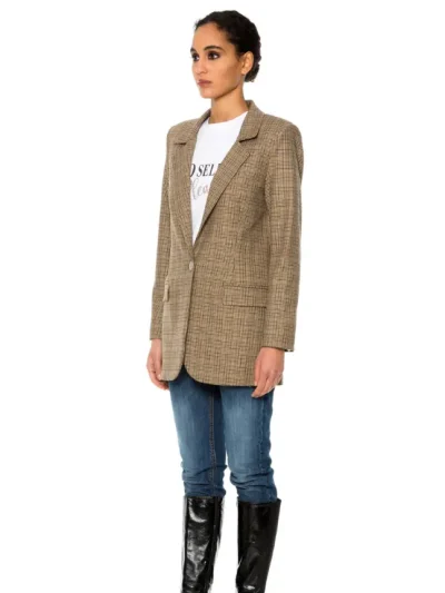 moteriskas languotas rudas cristina giavoli svarkas is sono