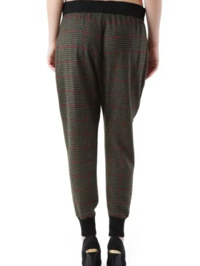 Olivia Hops Moteriskos kelnes is nuagros