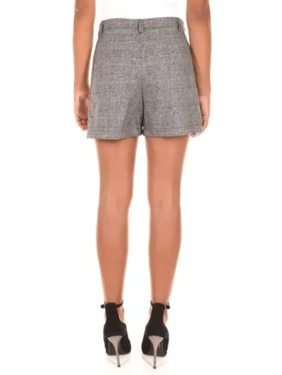 Moteriski trumpi pilki sortai Gaelle Paris is nugaros