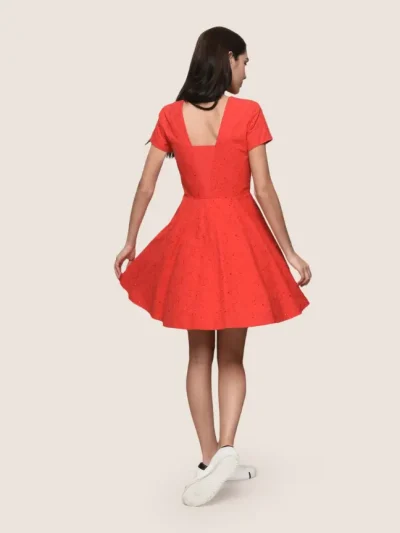 Moteriska Raudona Midi suknele Armani Exchange is nugaros