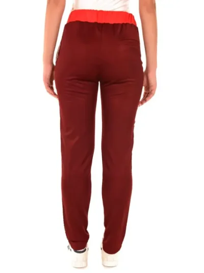 Moteriskos Bordo treningines kelnes Gaelle Paris is nugaros