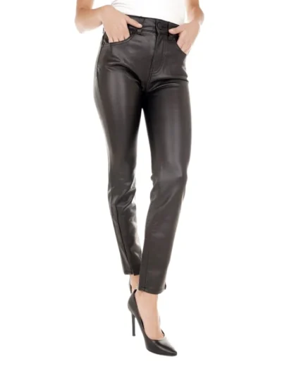 Moteriskos drbtines odos kelnes Gaelle Paris