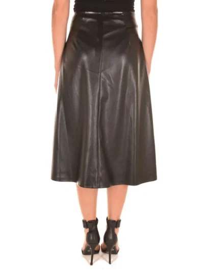 Moteriskas sijonas juodas dirbtine oda Pinko Micio is nugaros