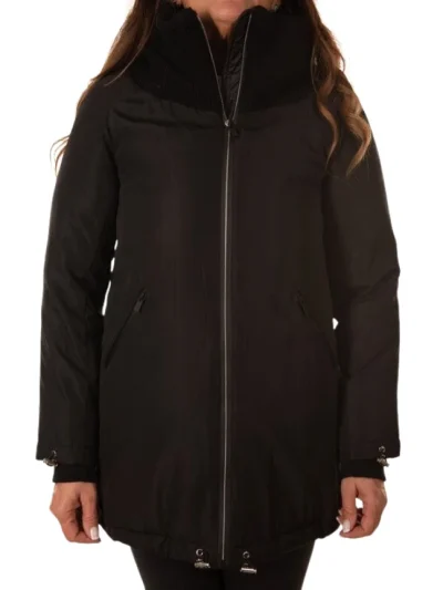 Moteriska TOY-G juoda striuke is priekio